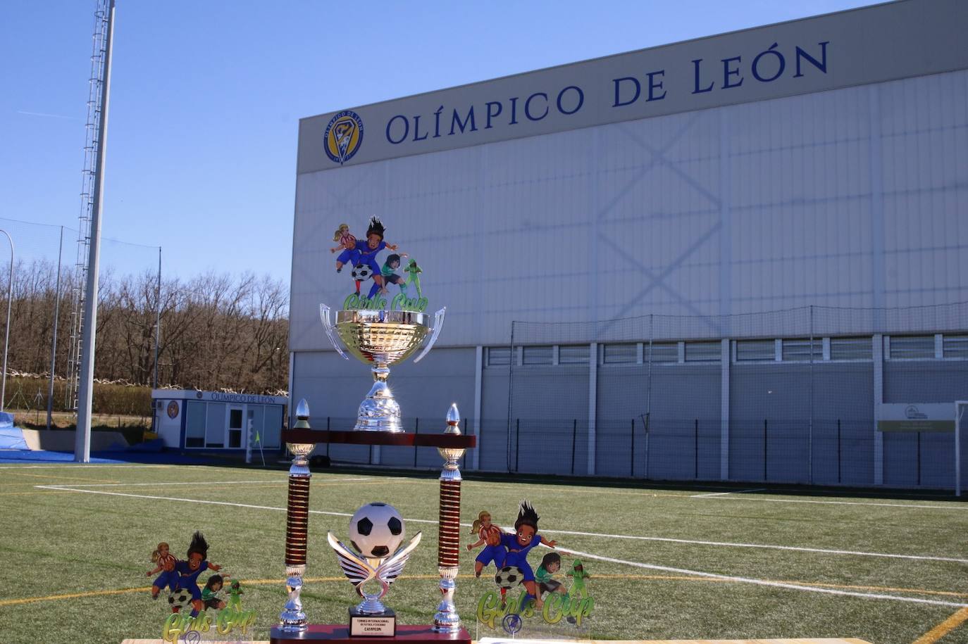 El Atlético reina en la II Olímpico Girls Cup