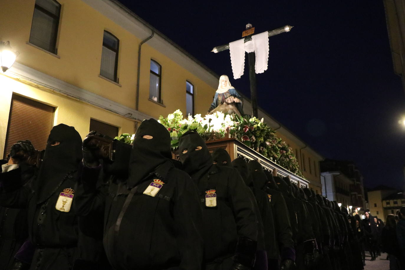 La Procesión de la Virgen de la Amargura