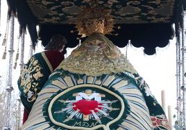 Procesión de María al Pie de la Cruz