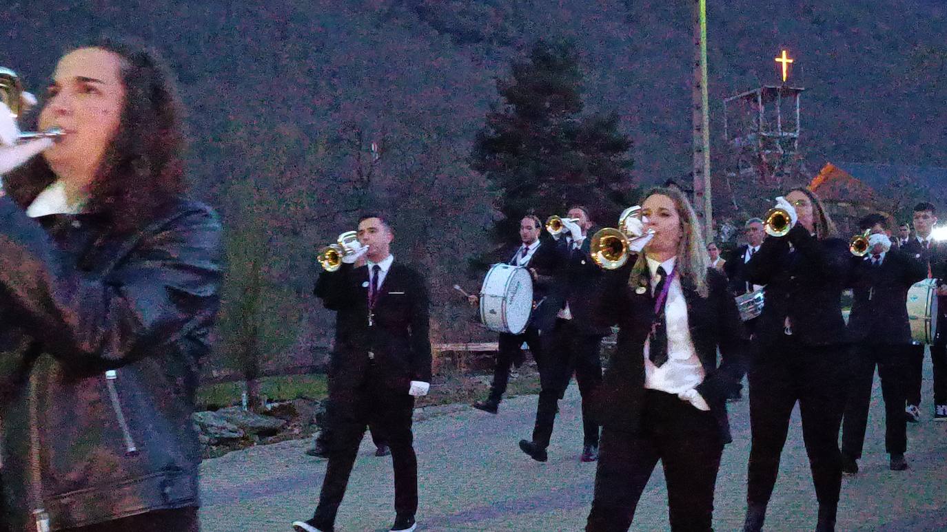 Procesión en Caboalles