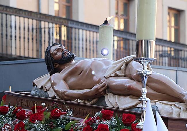 Uno de los pasos de la Procesión Camino de la Luz.