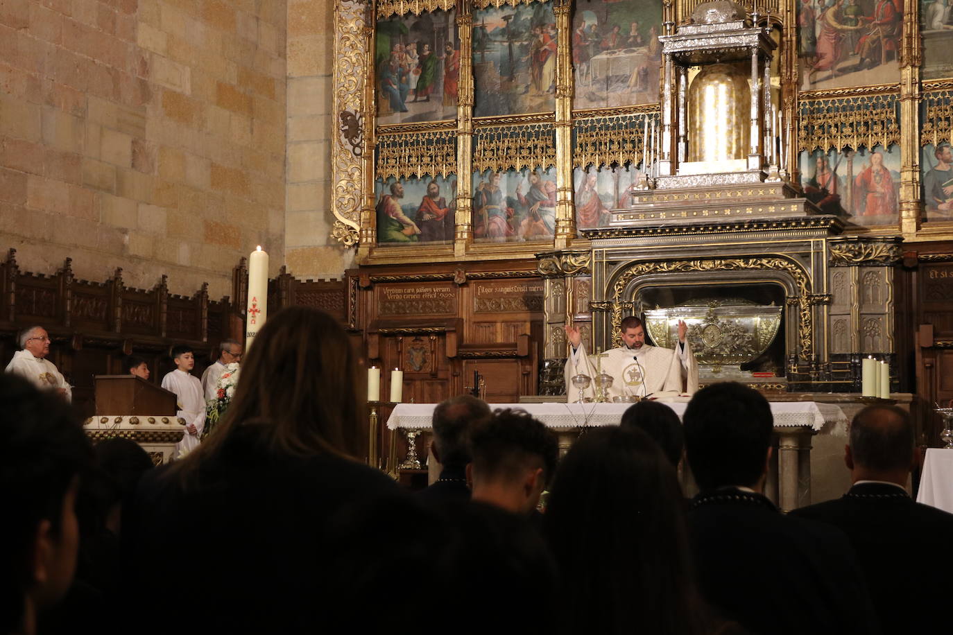 Un emotivo Vía Lucis