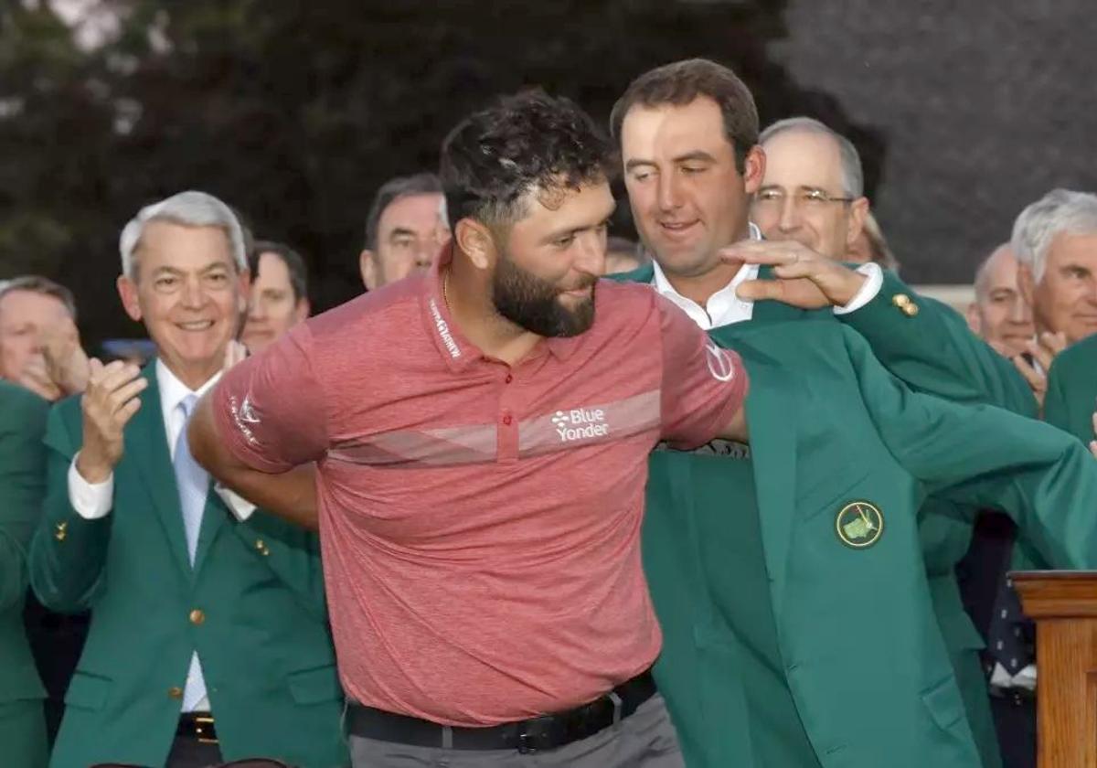 El golfista español Jon Rahm alzó este domingo el Masters de Augusta, su segundo 'major' tras el US Open de 2021.