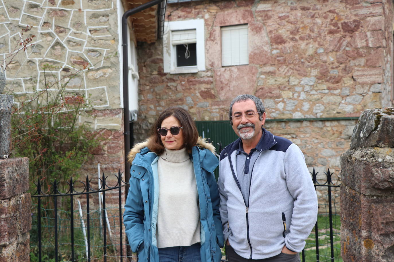 Eva y Juan Carlos, los nuevos vecinos de La Majúa