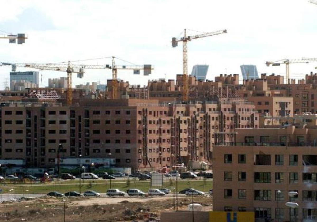 El precio medio de una vivienda de 80 metros cuadrados comprada en 2022 en León se encuentra en 100.181 euros.