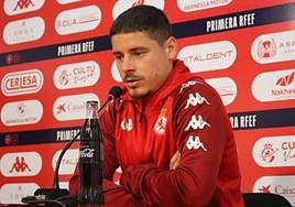 Roberto Alarcón, jugador de la Cultural y Deportiva Leonesa.