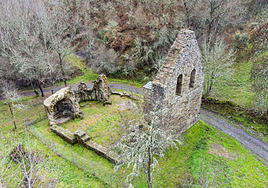 l Ayuntamiento de Villagatón-Brañuelas ha sacado a licitación las obras de consolidación de las ruinas de la iglesia de San Juan de Montealegre.