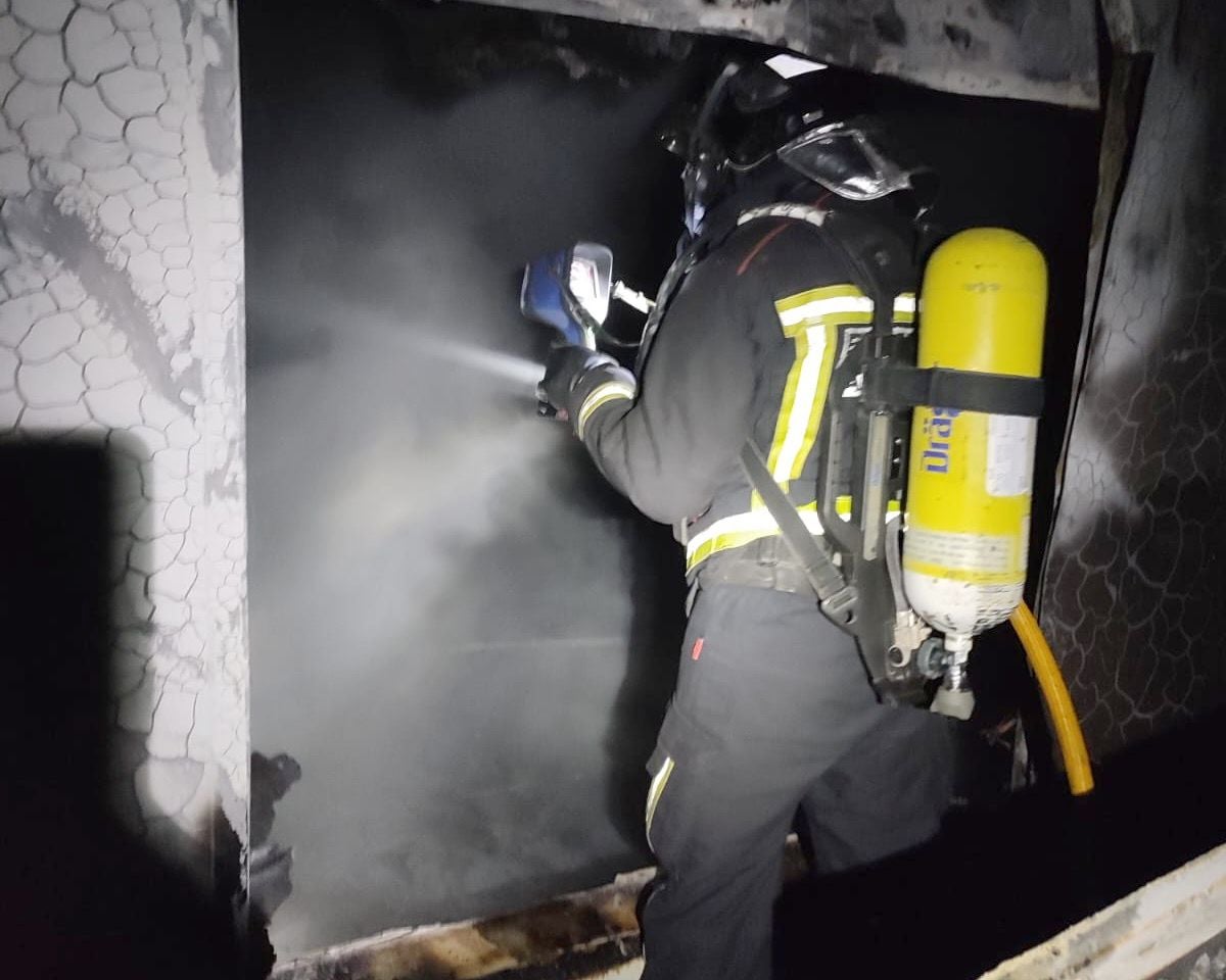 100.000 pollos calcinados