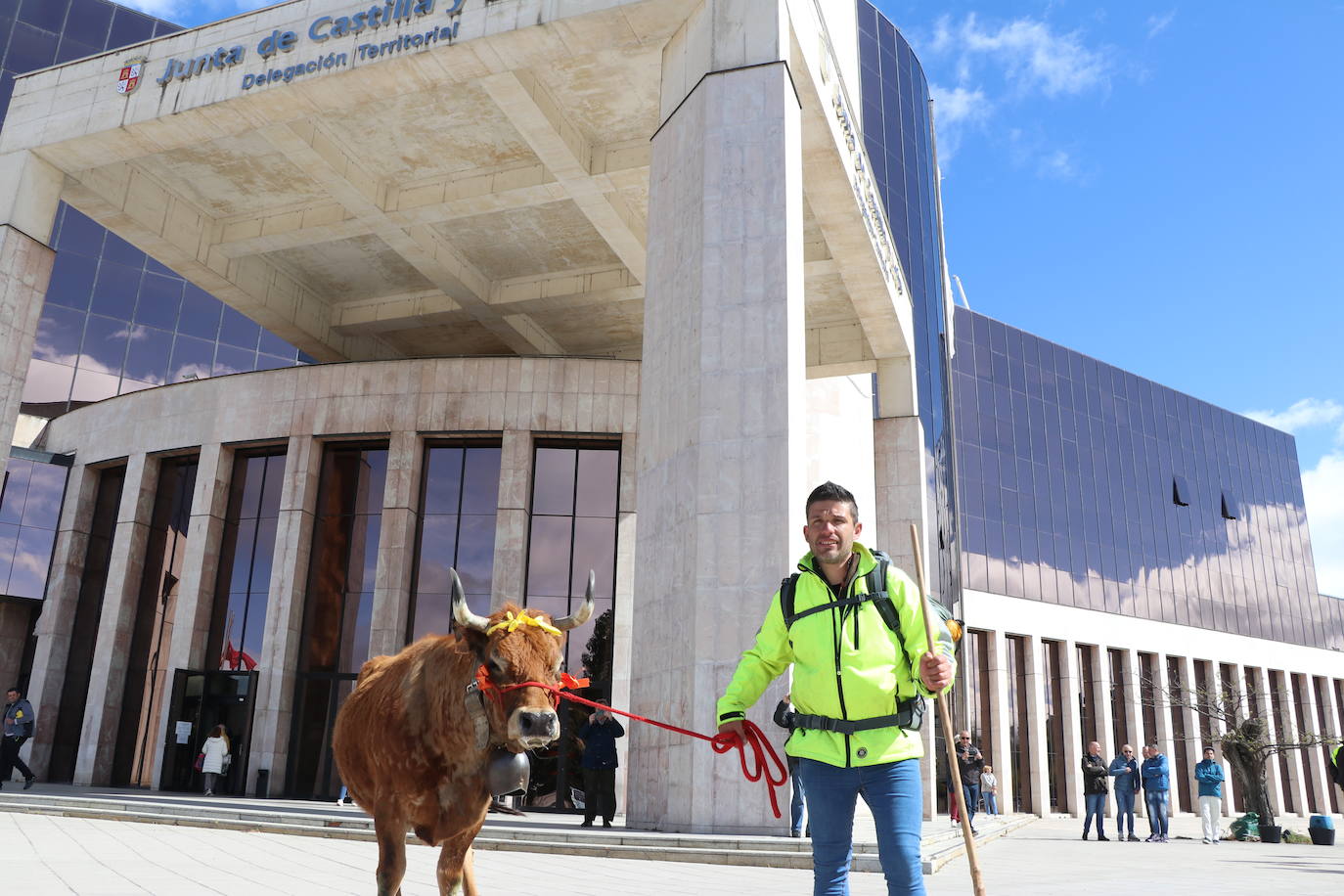 Mariposa llega a la Junta para reivindicar los derechos de Baldo