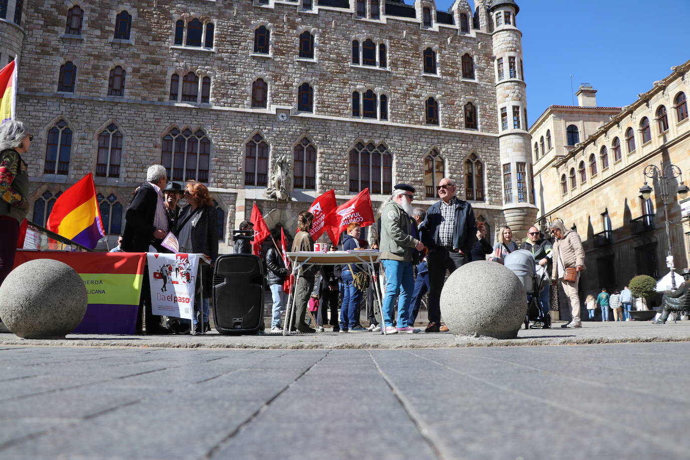 Manifestación en favor de la república en León