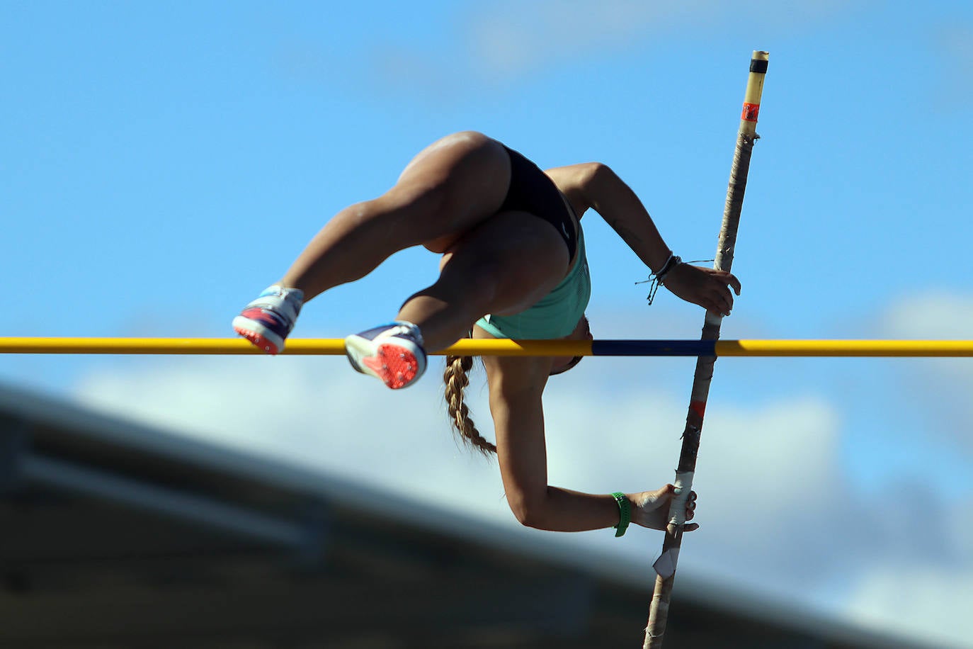 Inauguración en competición oficial de las nuevas pistas de Atletismo de la ULE