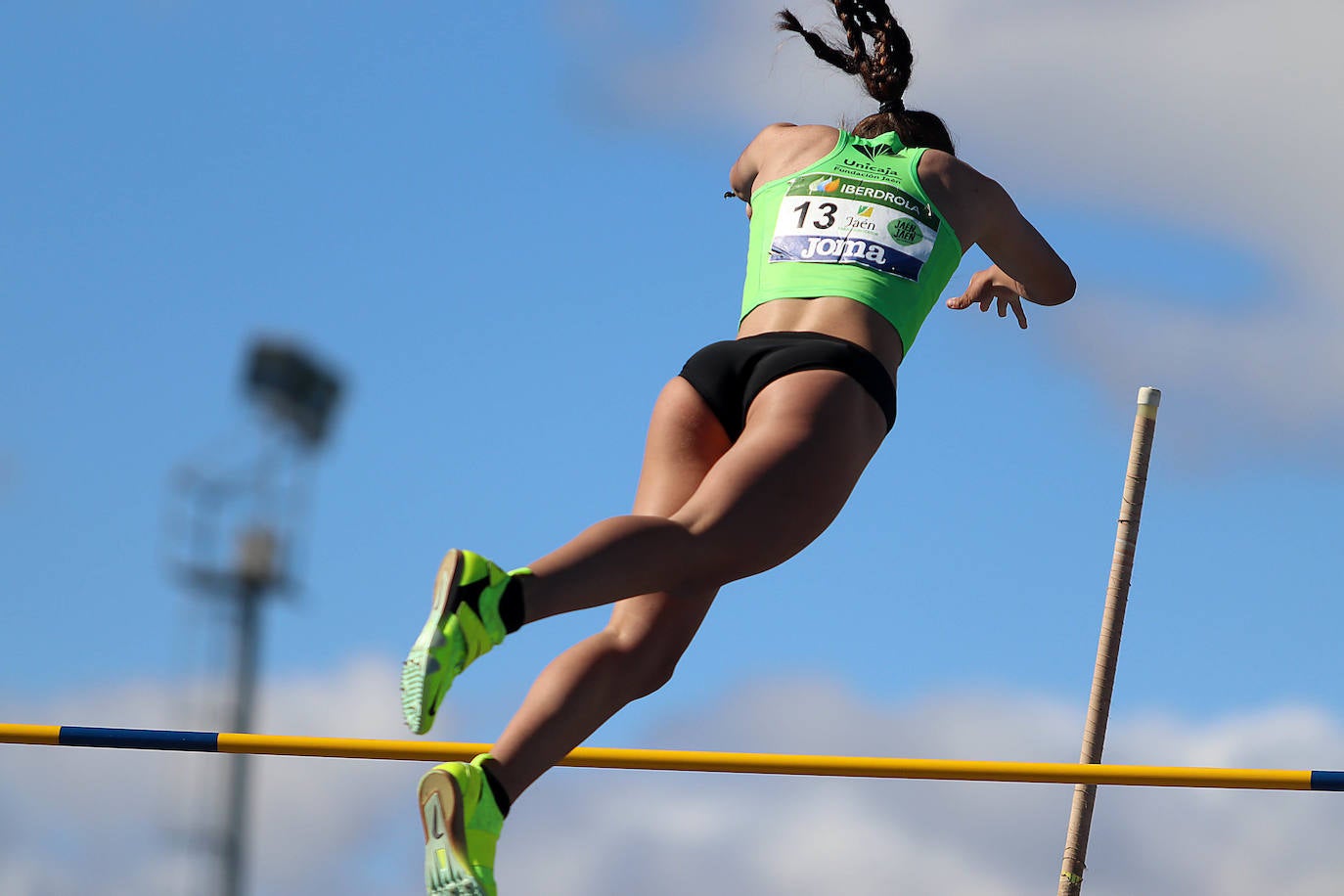 Inauguración en competición oficial de las nuevas pistas de Atletismo de la ULE