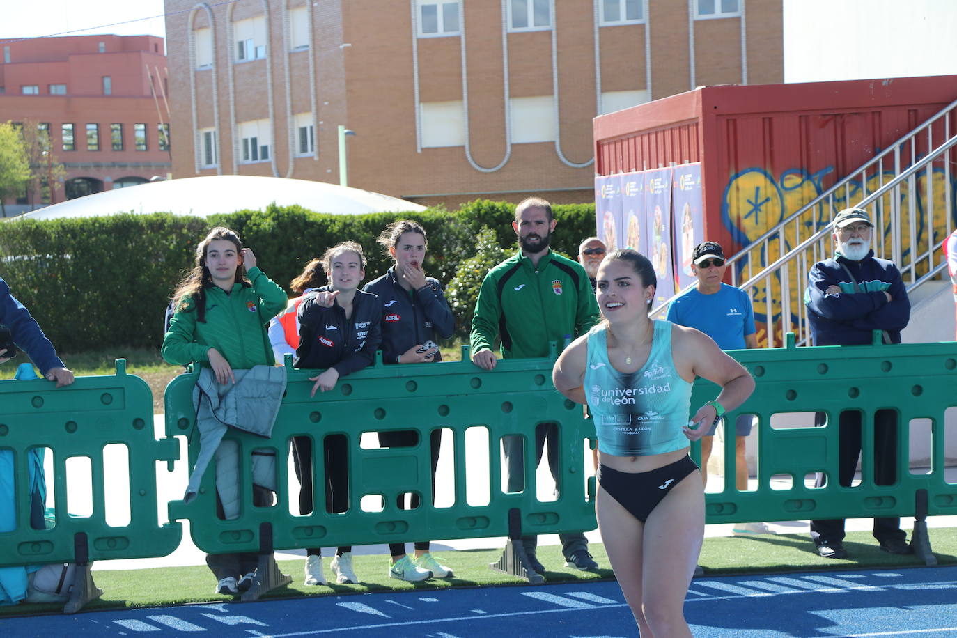 Inauguración en competición oficial de las nuevas pistas de Atletismo de la ULE