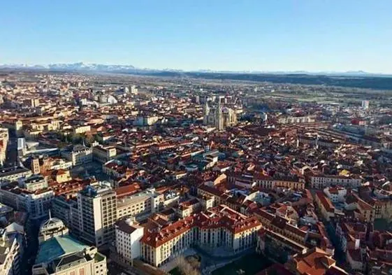 Vista aérea de la ciudad de León.