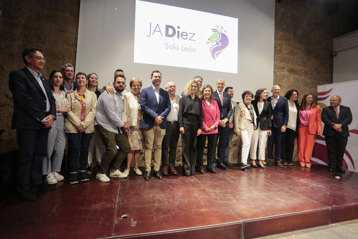 Presentación de la candidatura de José Antonio Diez al Ayuntamiento de León