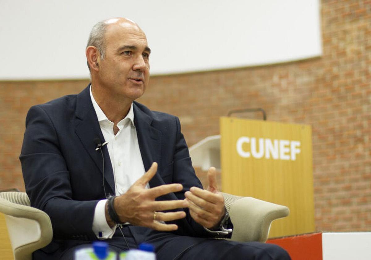 La extraordinaria dualidad de Francisco Uría llega a León