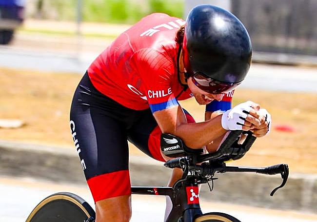 Aranza Villaón, ciclista de Eneicat, gana la plata en el Campeonato Panamericano.