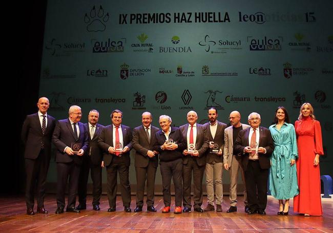 Premiados y patrocinadores de los IX Premios Haz Huella.