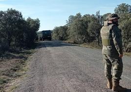 La AsociaciónTeleno Libre denuncia el corte de una carretera por el accidente de un camión.