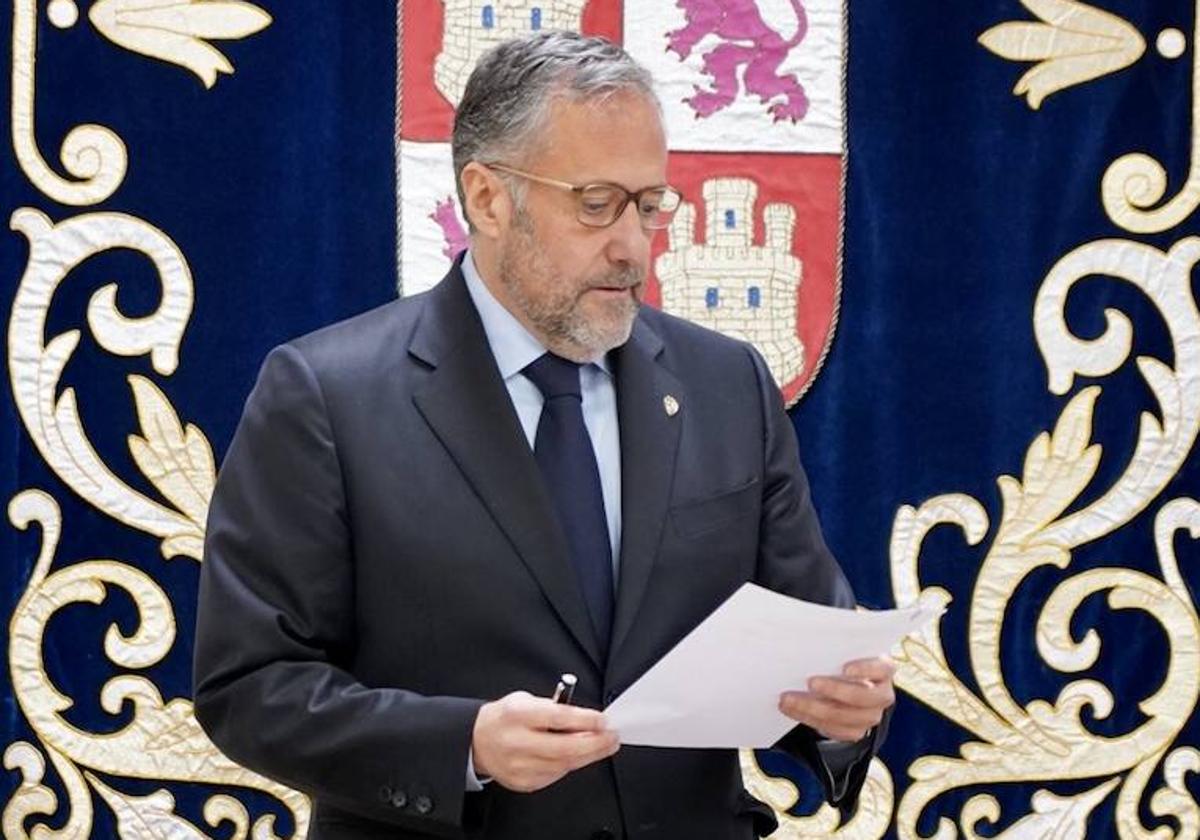 Carlos Pollán Fernández, presidente de las Cortes de Castilla y León.