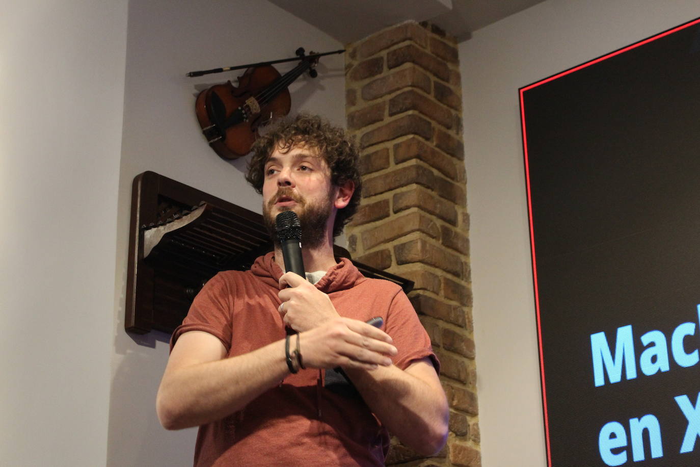 La Inteligencia Artificial llega al «Cafelito»