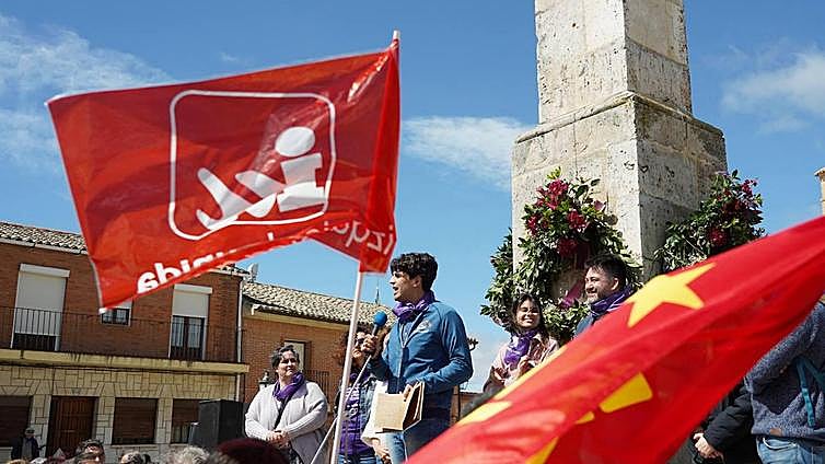 IU llama a rebelarse como hicieran los comuneros contra la Junta por actuar de forma «absolutista»