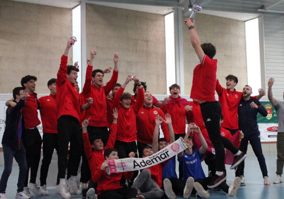 El juvenil del Ademar se proclama campeón de Castilla y León.