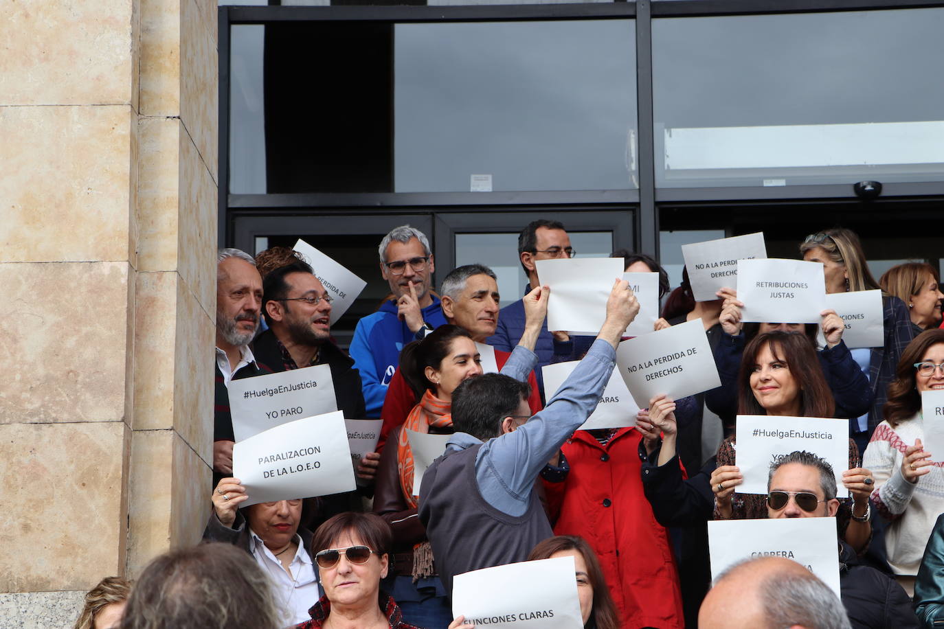 Seguimiento del 60% en la huelga del cuerpo general de justicia