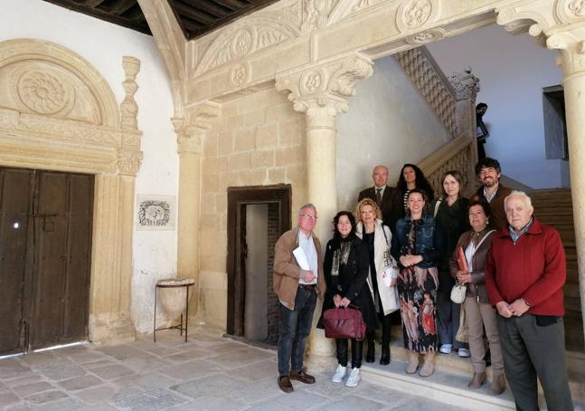 Celebración de la comisión en el palacio de Grajal.