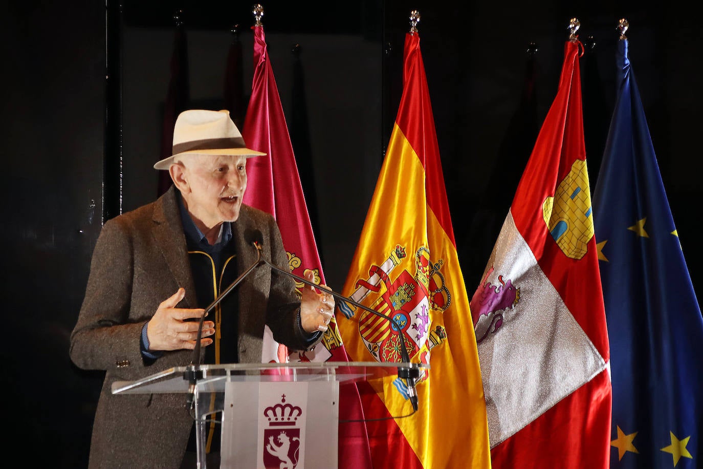 Luto por la muerte de Matías Llorente