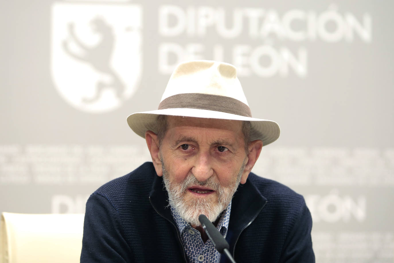 Luto por la muerte de Matías Llorente