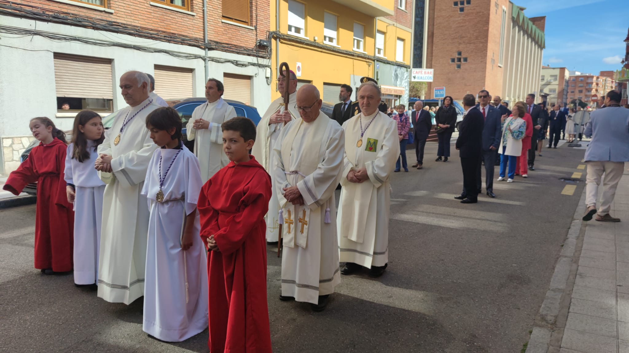 Procesión por las calles de León