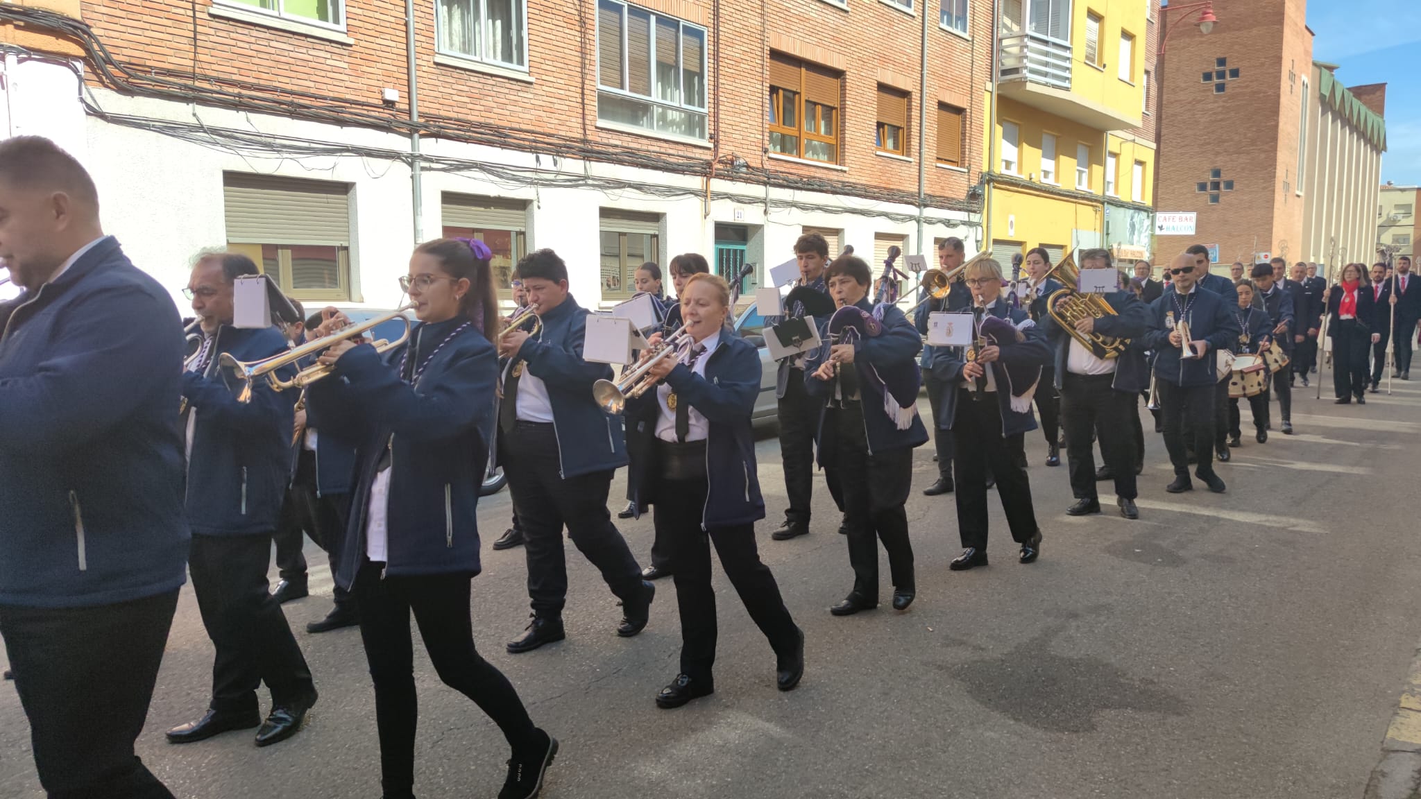 Procesión por las calles de León