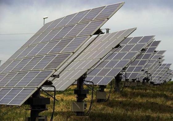 Los parques de placas solares se expanden por la provincia de León.