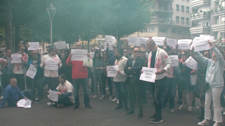 Los funcionarios de Villahierro estallan contra Barcones y la seguridad en la prisión