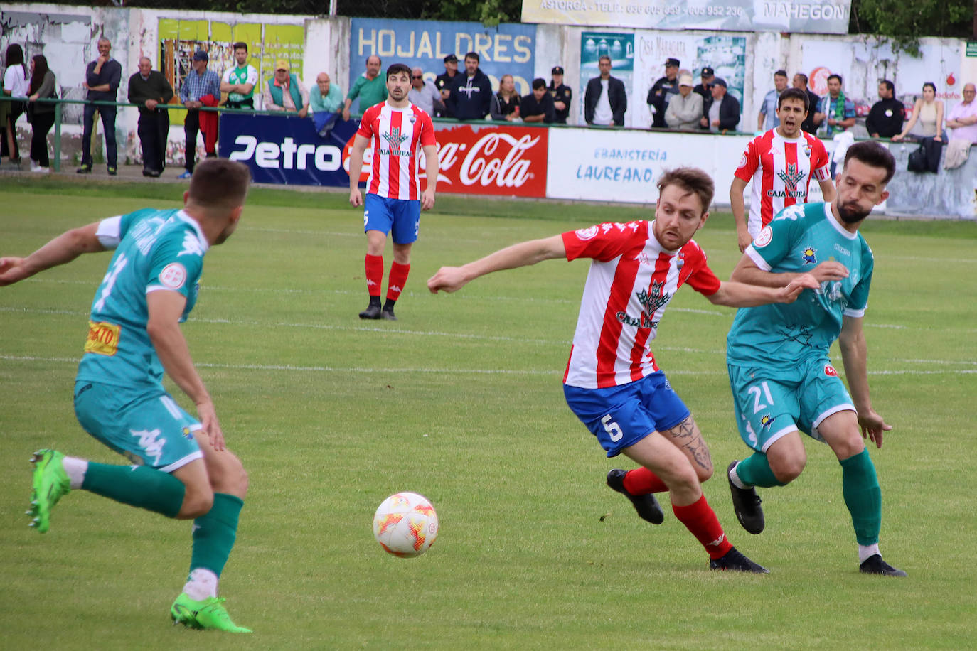El Atlético Astorga sigue adelante en el playoff