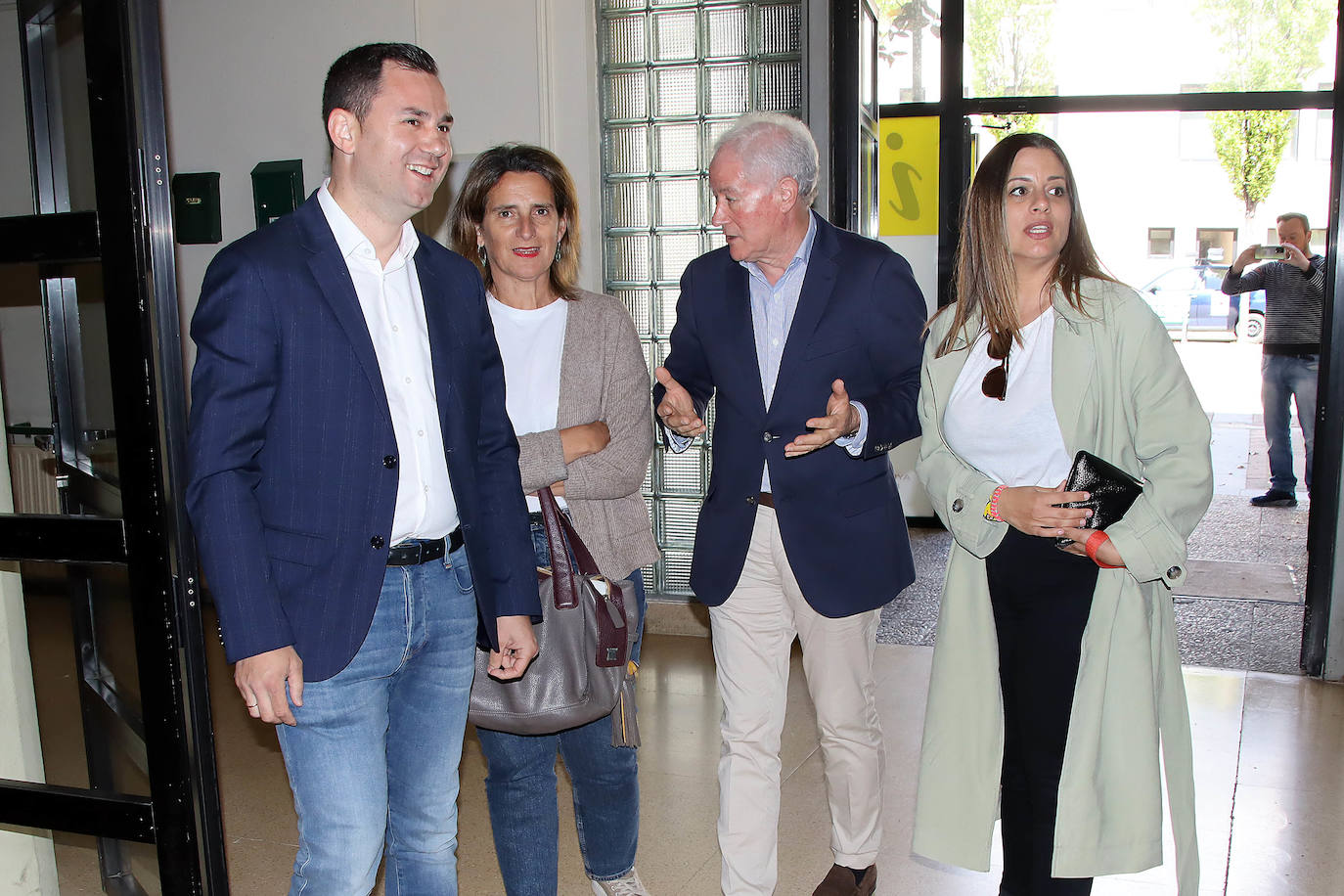 Teresa Ribera asiste a la presentación de la candidatura del PSOE en Fabero