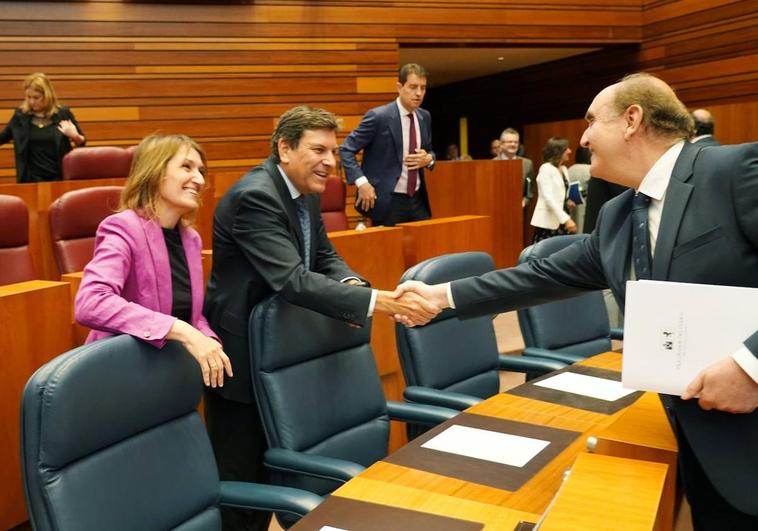 El Procurador del Común reclama a Educación extender el servicio de comedor gratuito a toda la escuela rural