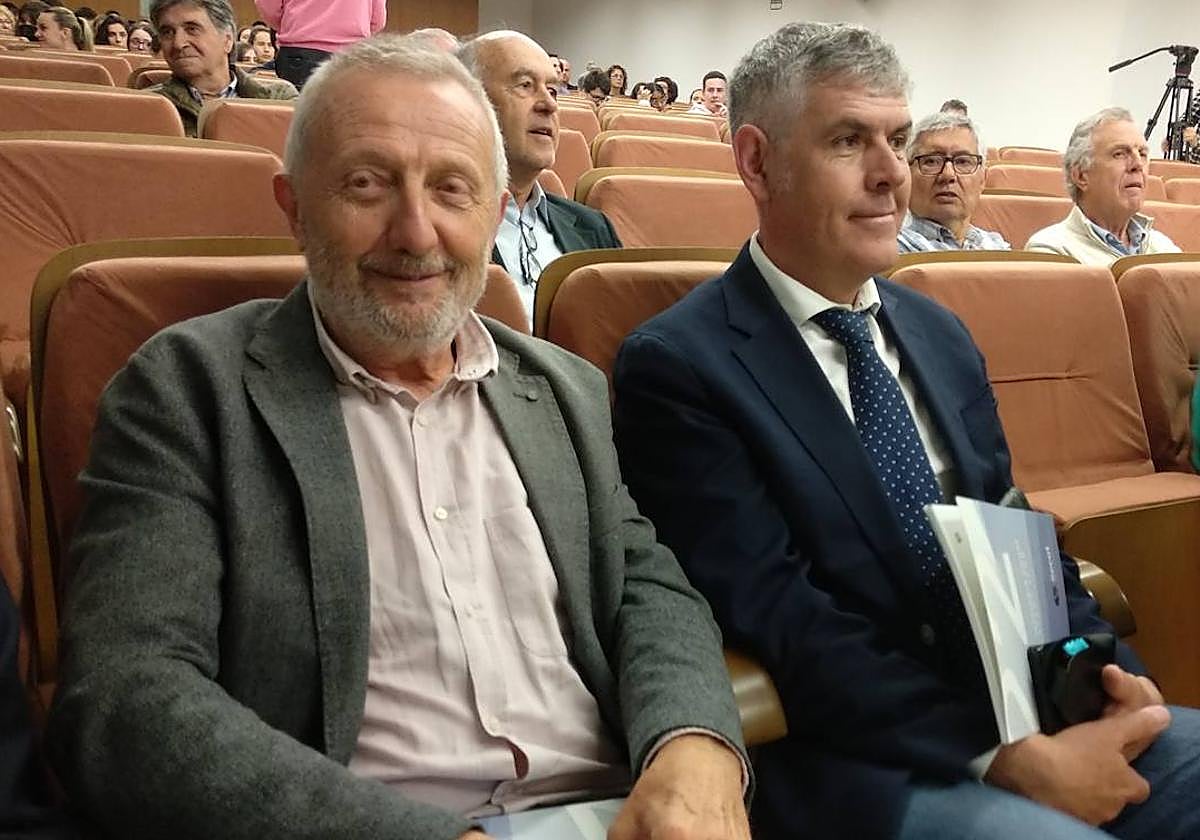 El director general de la Fundación Ciudad de la Energía (I), Arsenio Terrón.