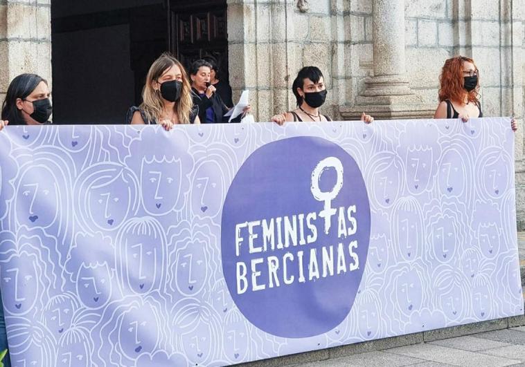 Feministas Bercianas traslada a los partidos políticos de Ponferrada un «documento de mínimos» con 25 propuestas