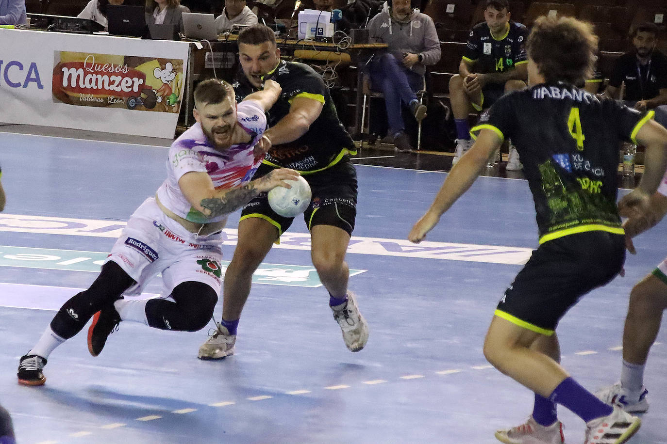 Las mejores imágenes del Ademar - Frigoríficos del Morrazo