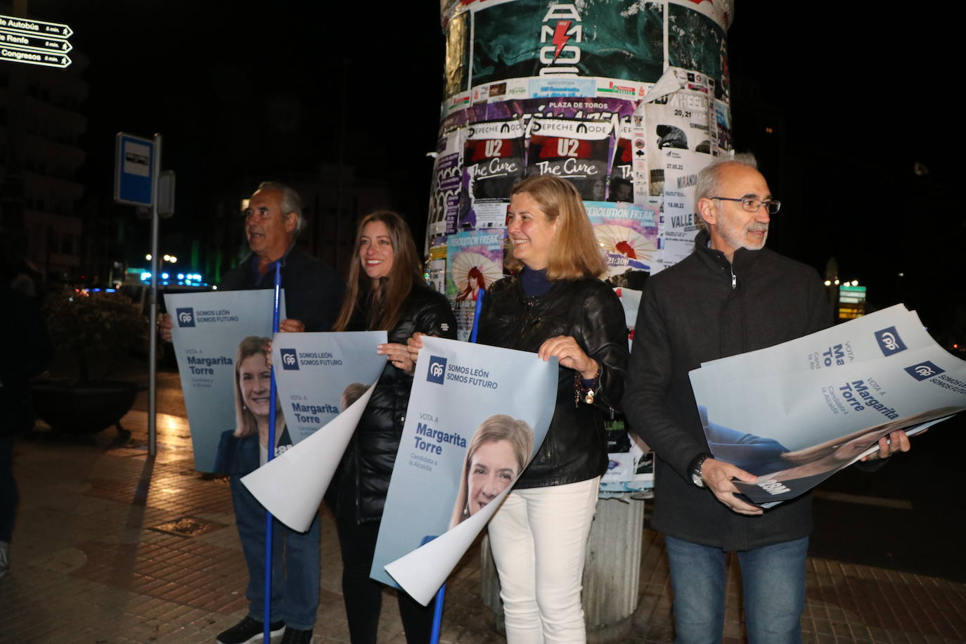 Los populares inician la campaña electoral desde la plaza de Guzmán para recuperar «el León con garra»