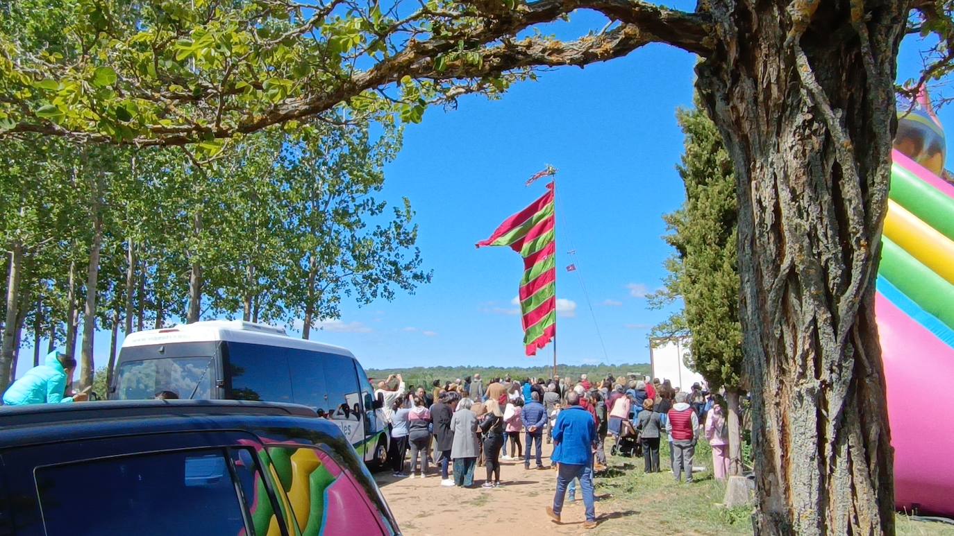 Tributo a la Virgen de Villasfrías