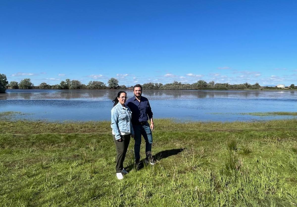 Miguel Ángel González y Patricia Martínez visitan las instalaciones de Cetile, en Chozas.