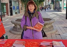 La concejala de Hacienda presenta las medidas destinadas al comercio de Ponferrada.