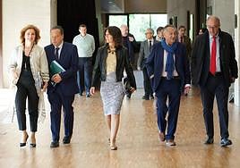 El presidente del Consejo de Cuentas, Mario Amilivia, presenta ante la Comisión de Economía y Hacienda el informe de seguimiento de las recomendaciones efectuadas en 2021.