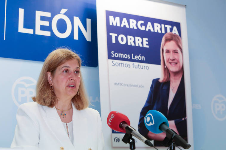 La candidata por el PP a la Alcaldía de León, Margarita Torre, exige que el concejal de Desarrollo Urbano, Luis Miguel García Copete, y el de Régimen Interior, Vicente Canuria.