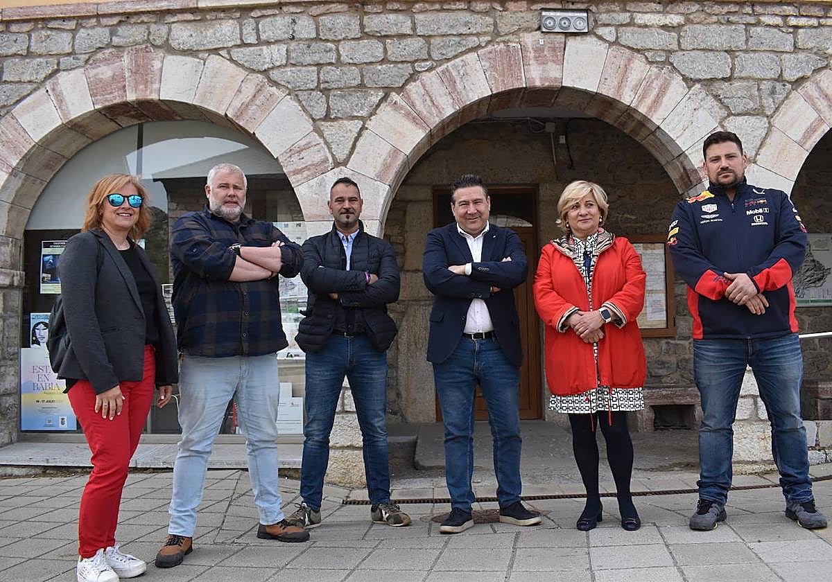 UPL mantiene una reunión de trabajo con los candidatos de Babia y Luna.