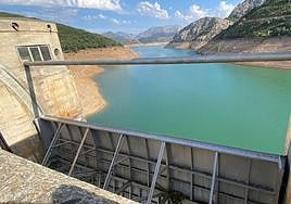 Los embalses de León se enfrentan a una sequía similar a la de 2022.
