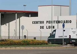 Imagen de la prisión de León en la uq ese han sucedido los graves incidentes en las últimas jornadas.